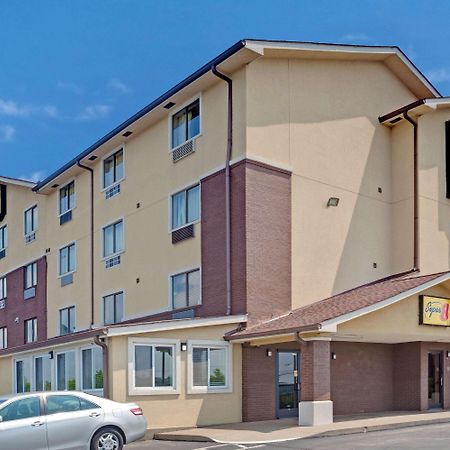 Super 8 By Wyndham Nashville/ Dntn/ Opryland Area Экстерьер фото